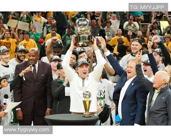 蝴蝶杯足球盛宴开启球迷热情高涨期待精彩对决与激情时刻